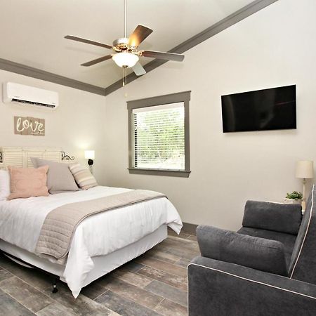Green Acres Cottages - Wimberley Suite Dış mekan fotoğraf